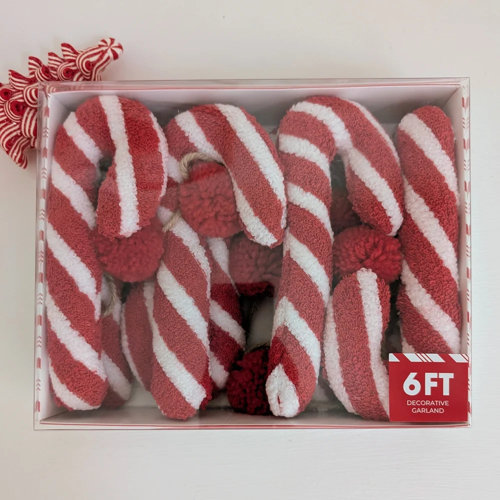 NIB Large Cozy Candy Cane Christmas Garland 6 FT Peppermint Holiday Gingerbread